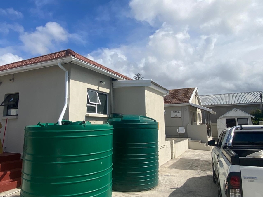 12 Bedroom Property for Sale in Newton Park Eastern Cape